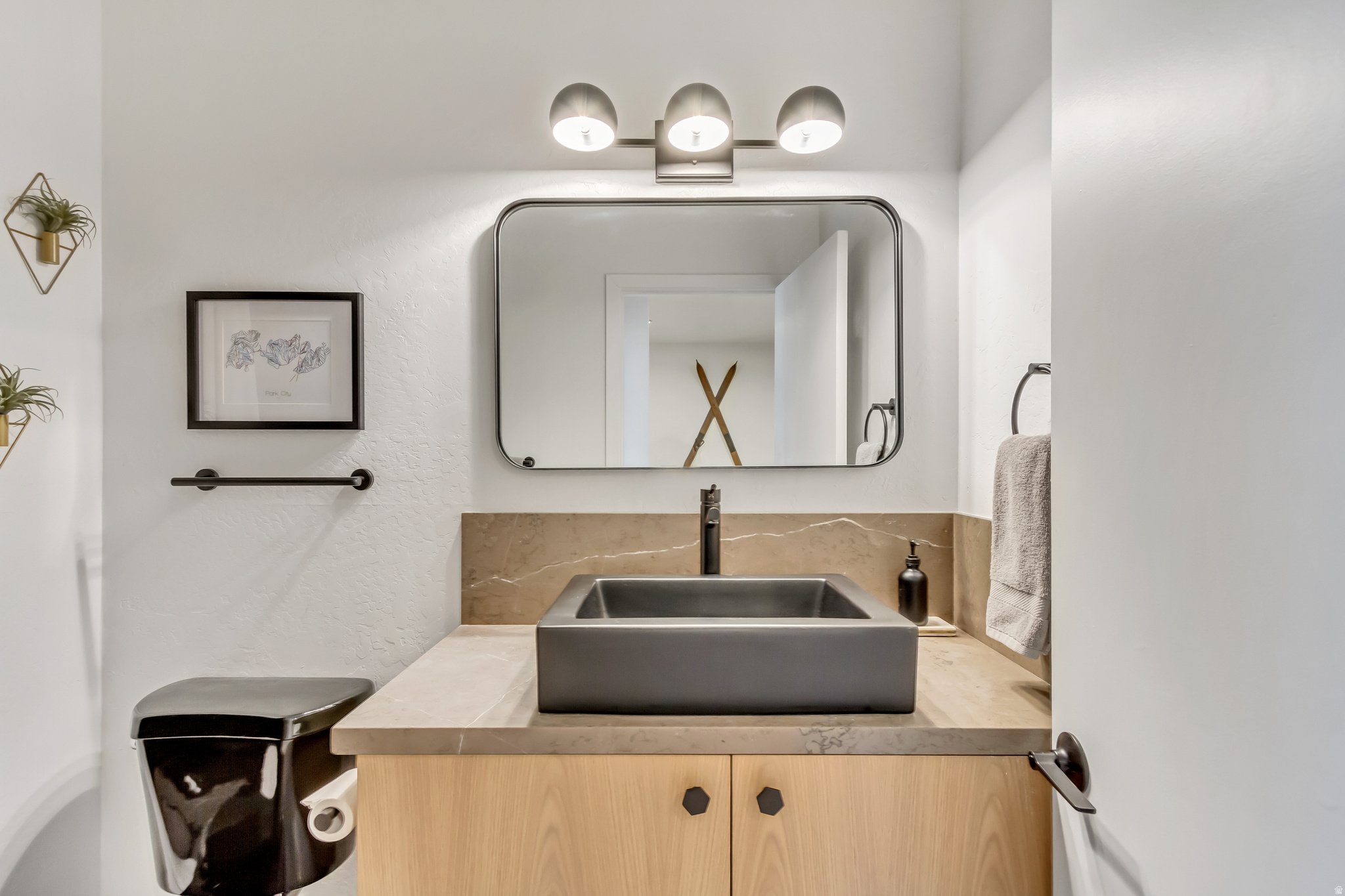 SILVER MINE WEST - Residential