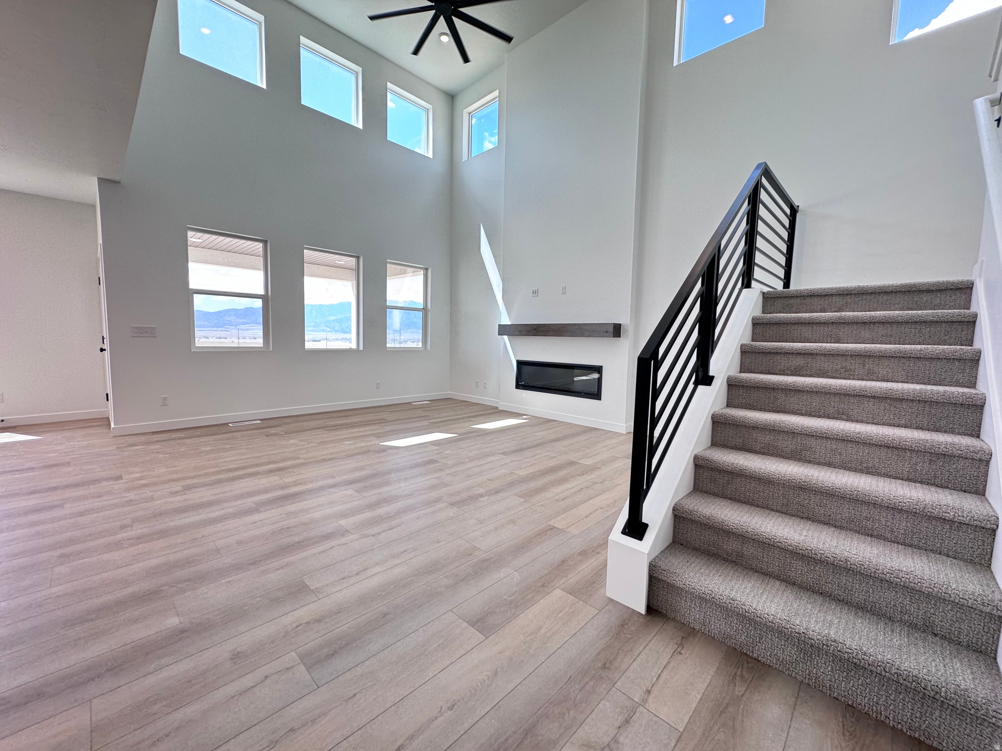 SCARLET RIDGE - Residential