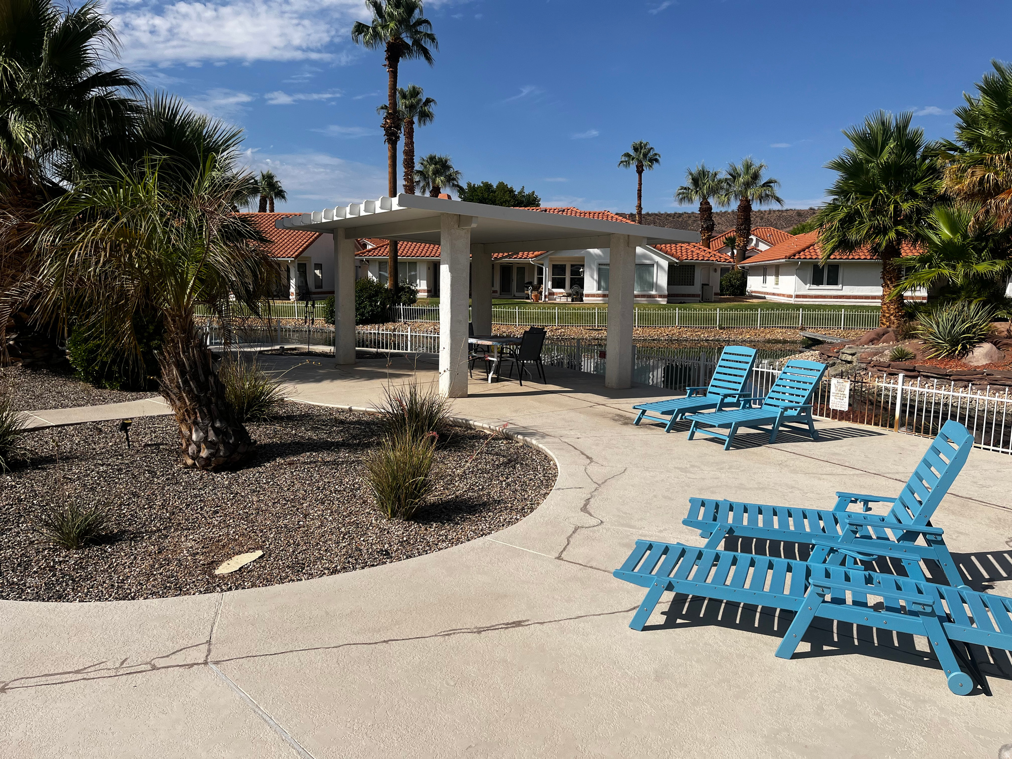 CRYSTAL LAKES TOWHOMES - Residential