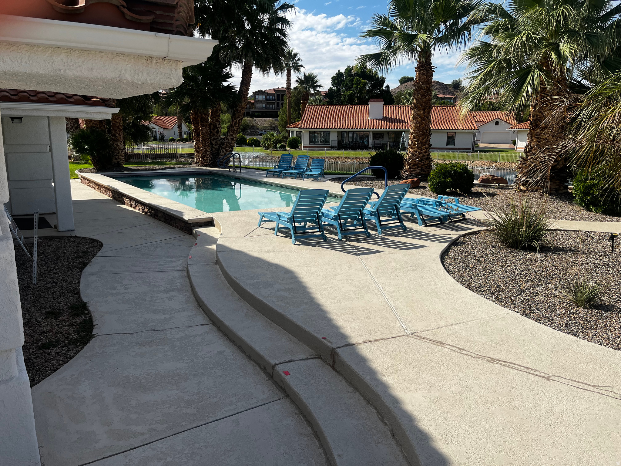 CRYSTAL LAKES TOWHOMES - Residential