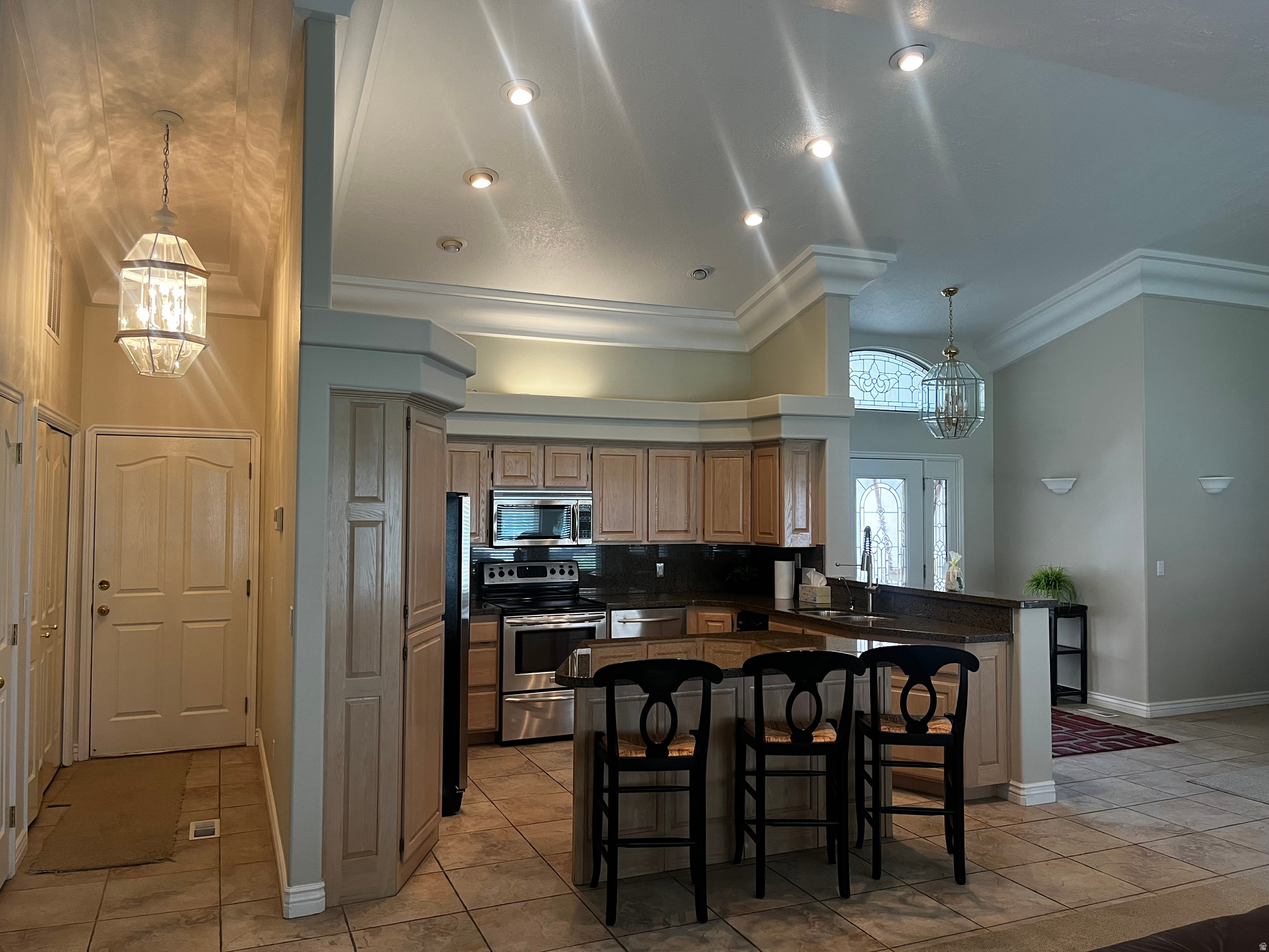 CRYSTAL LAKES TOWHOMES - Residential