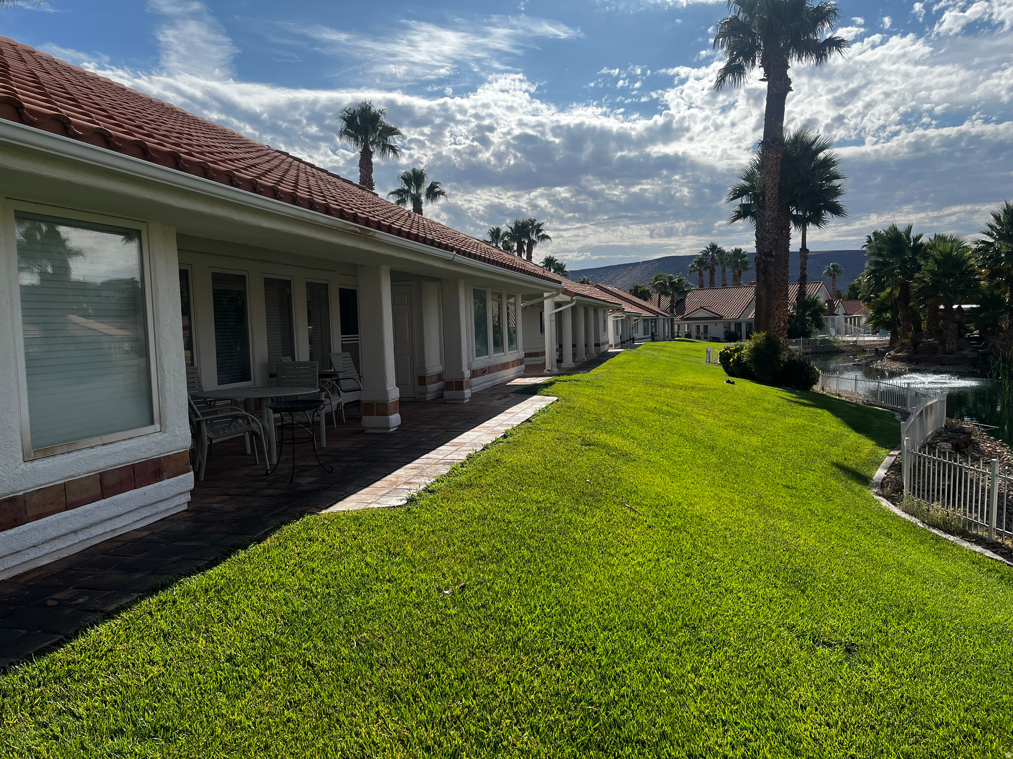 CRYSTAL LAKES TOWHOMES - Residential