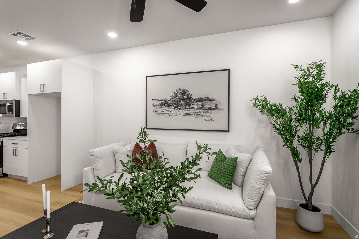 BECCO CREEK TOWNHOMES AT DIVARIO - Residential