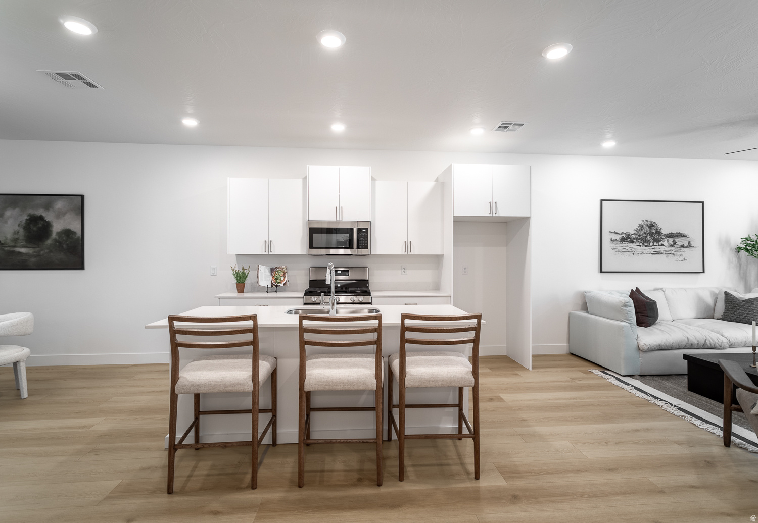 BECCO CREEK TOWNHOMES AT DIVARIO - Residential