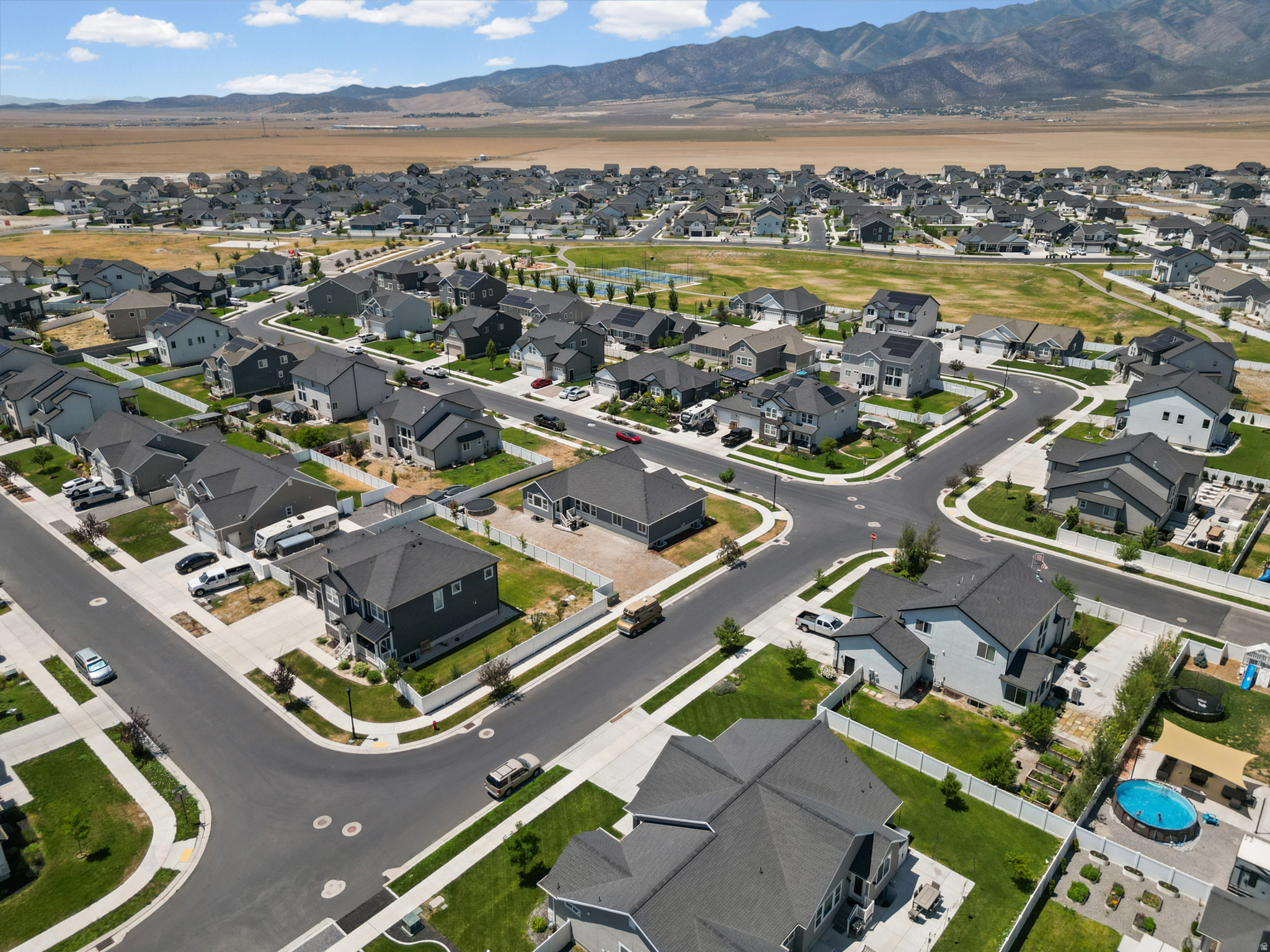 BRANDON PARK - Residential
