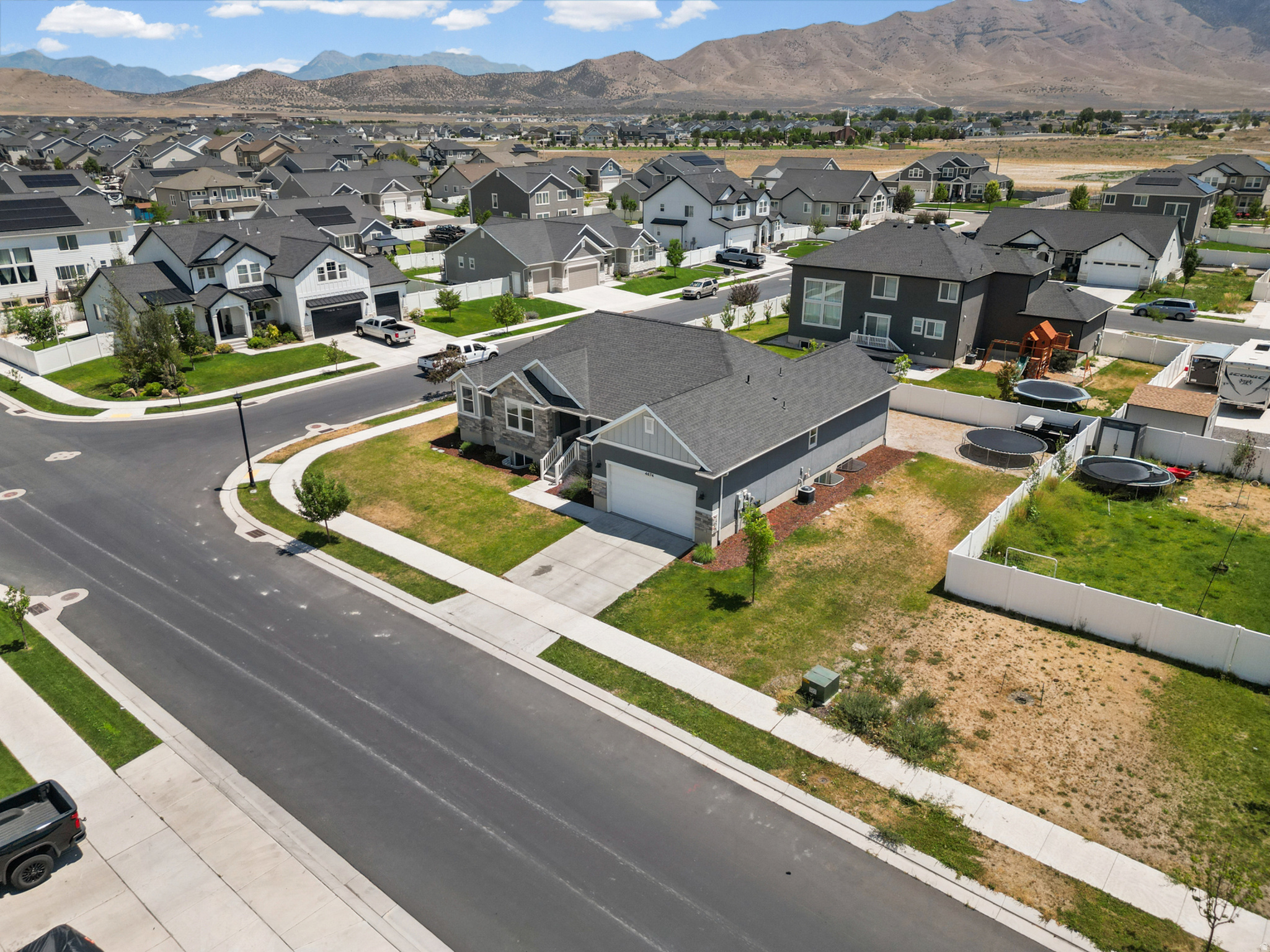 BRANDON PARK - Residential