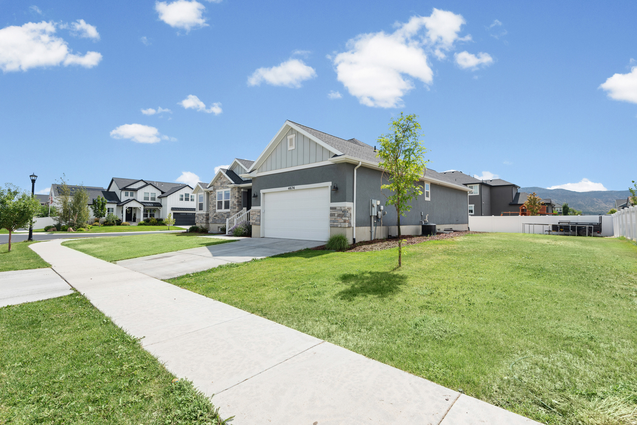 BRANDON PARK - Residential