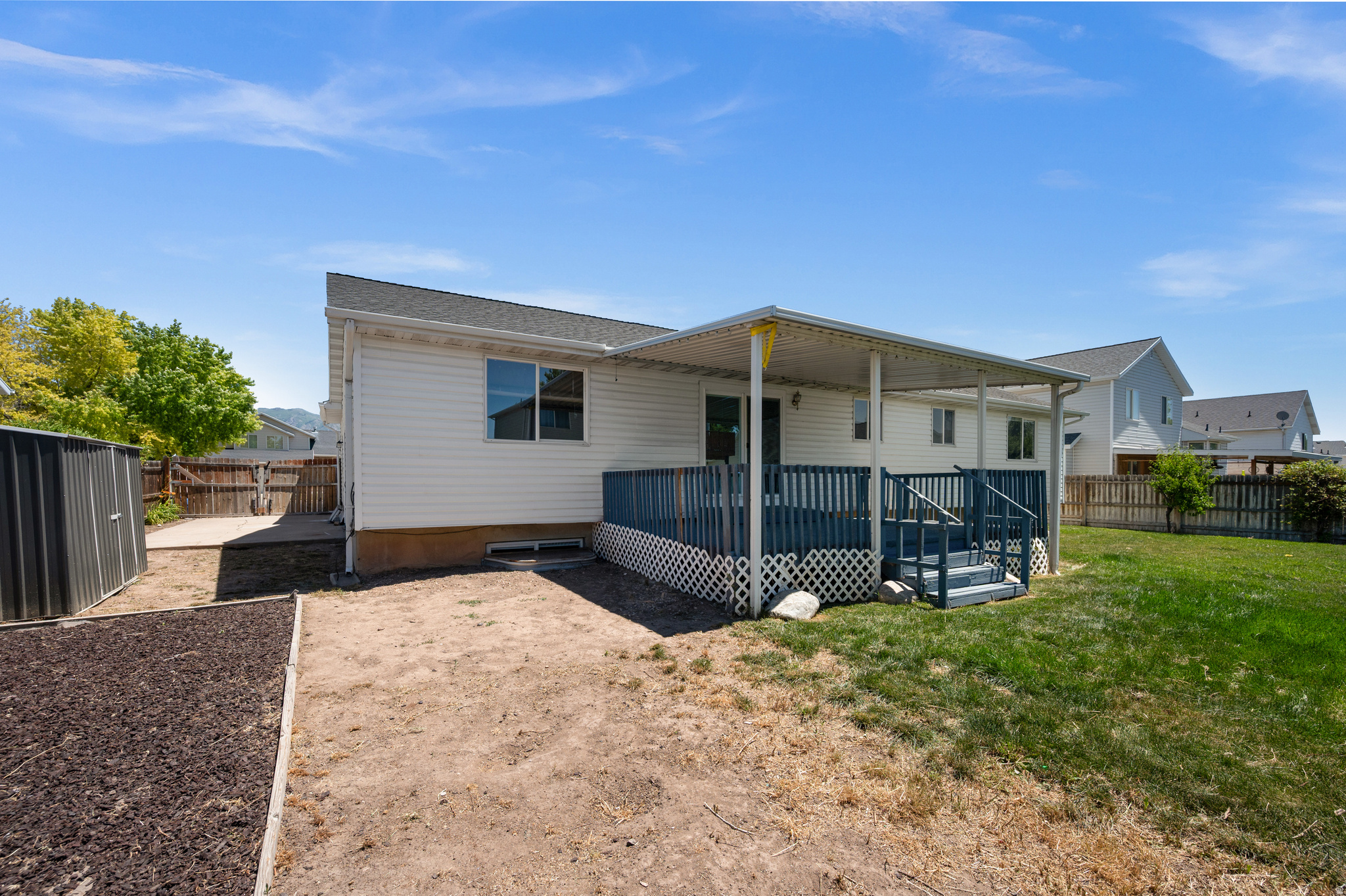 WINDSOR MEADOWS - Residential