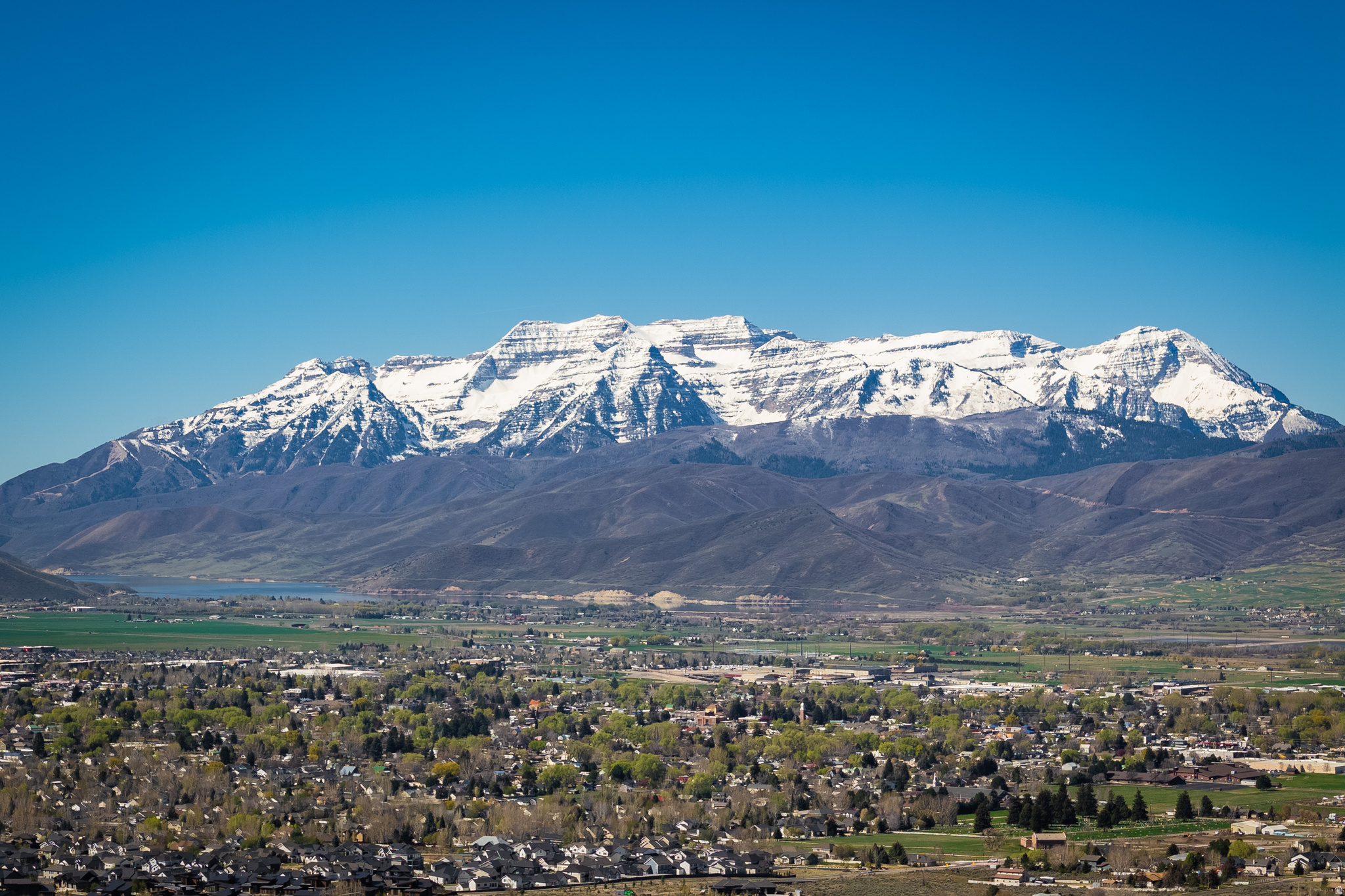 RED LEDGES - Land