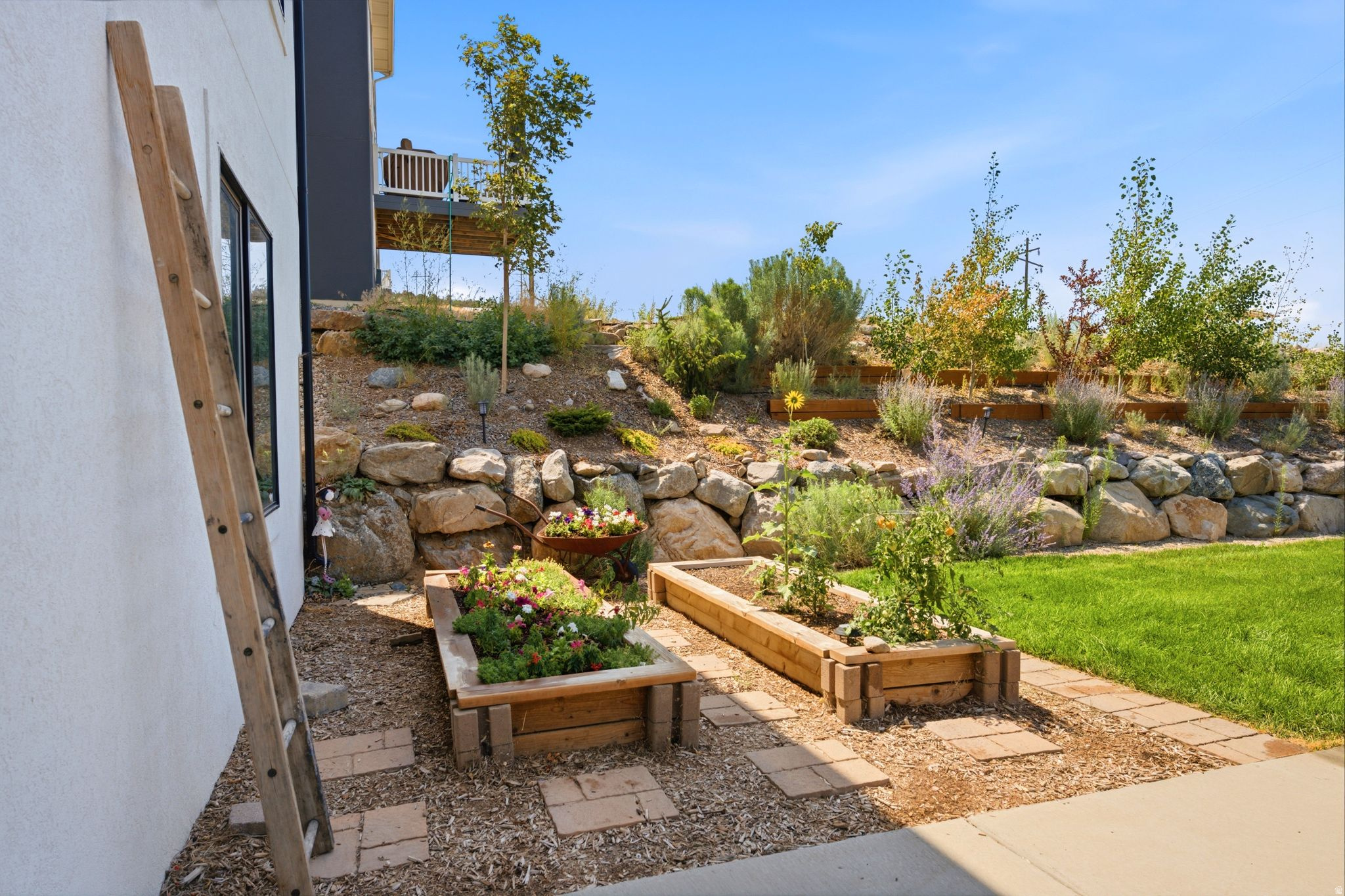 GRANITE RIDGE - Residential