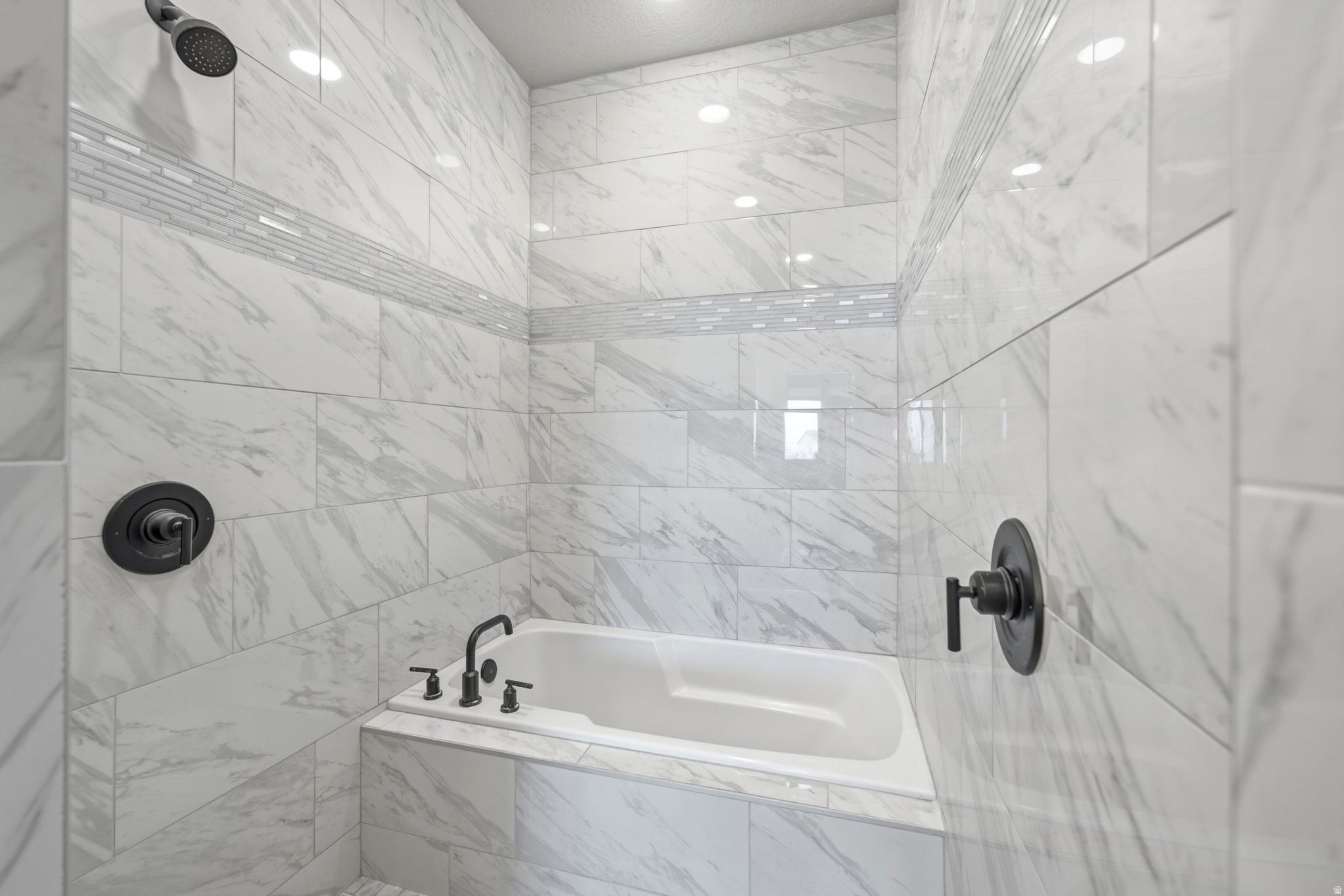 GRANITE RIDGE - Residential
