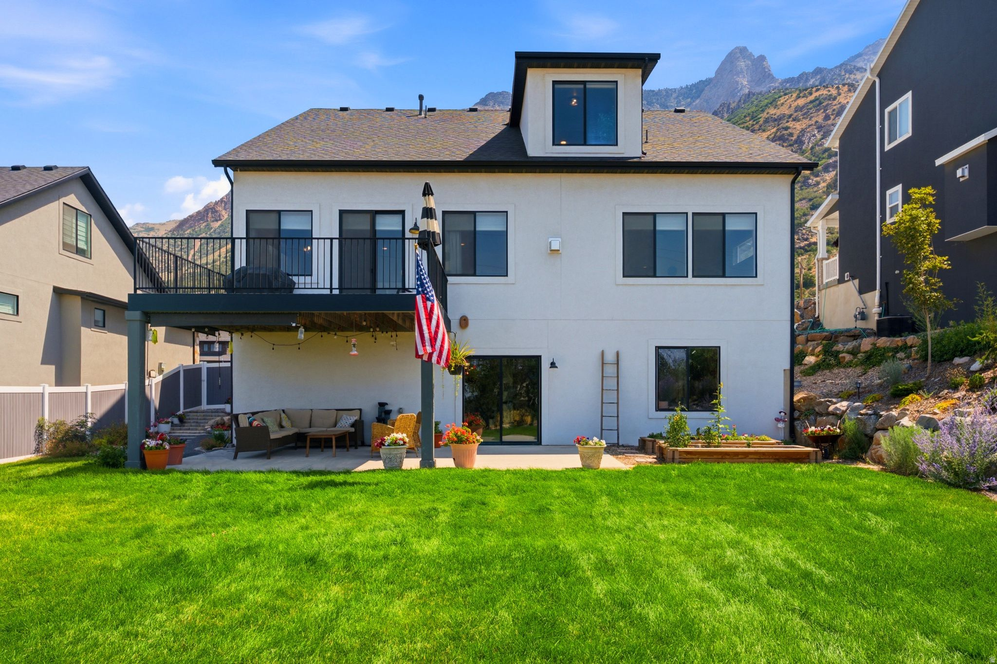 GRANITE RIDGE - Residential