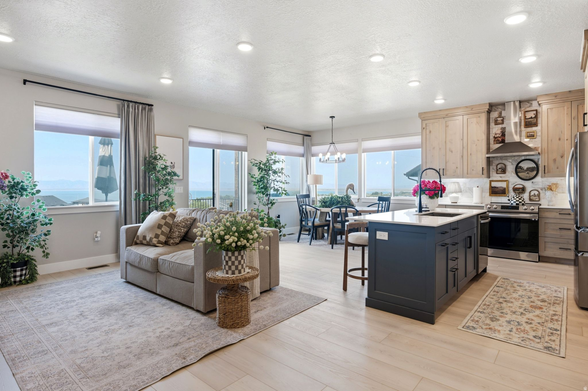 GRANITE RIDGE - Residential