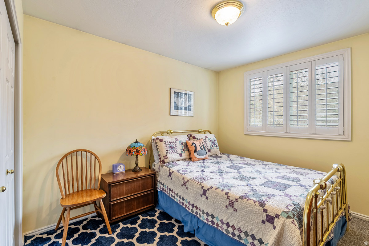 PROSPECTOR VILLAGE - Residential