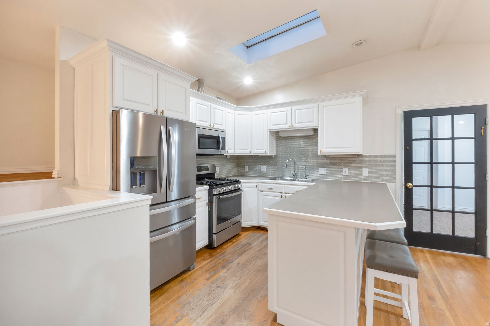 LAKEWOOD VILLAGE - Residential