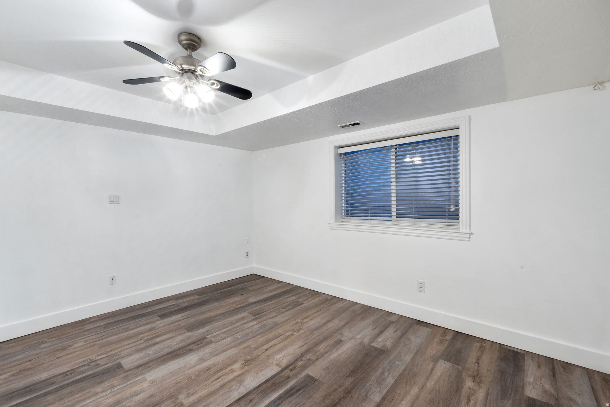 LAKEWOOD VILLAGE - Residential