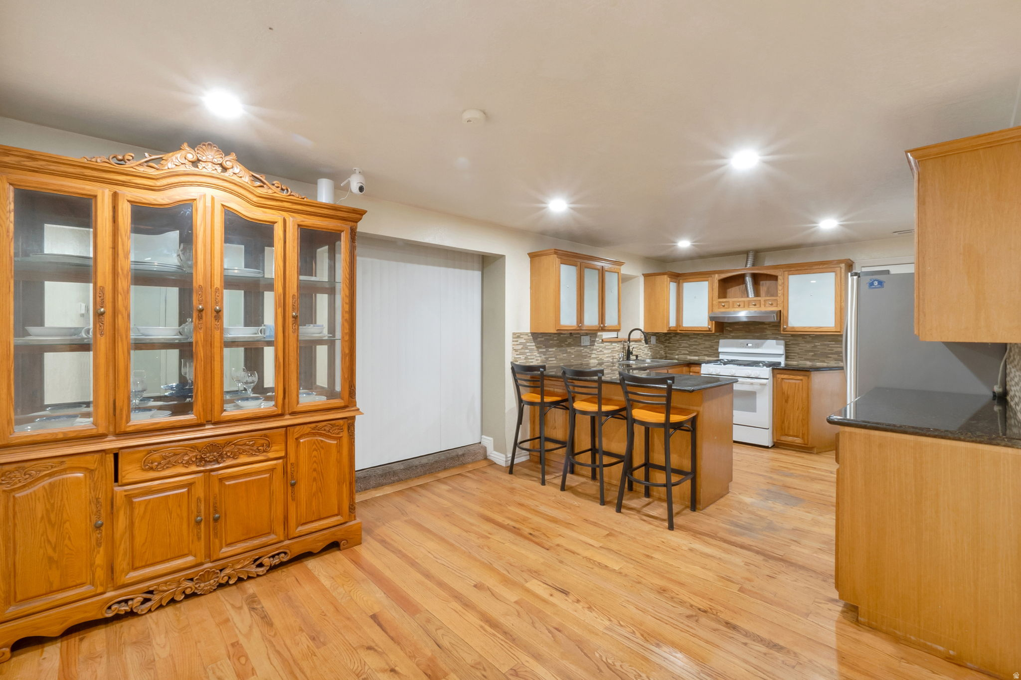 LAKEWOOD VILLAGE - Residential