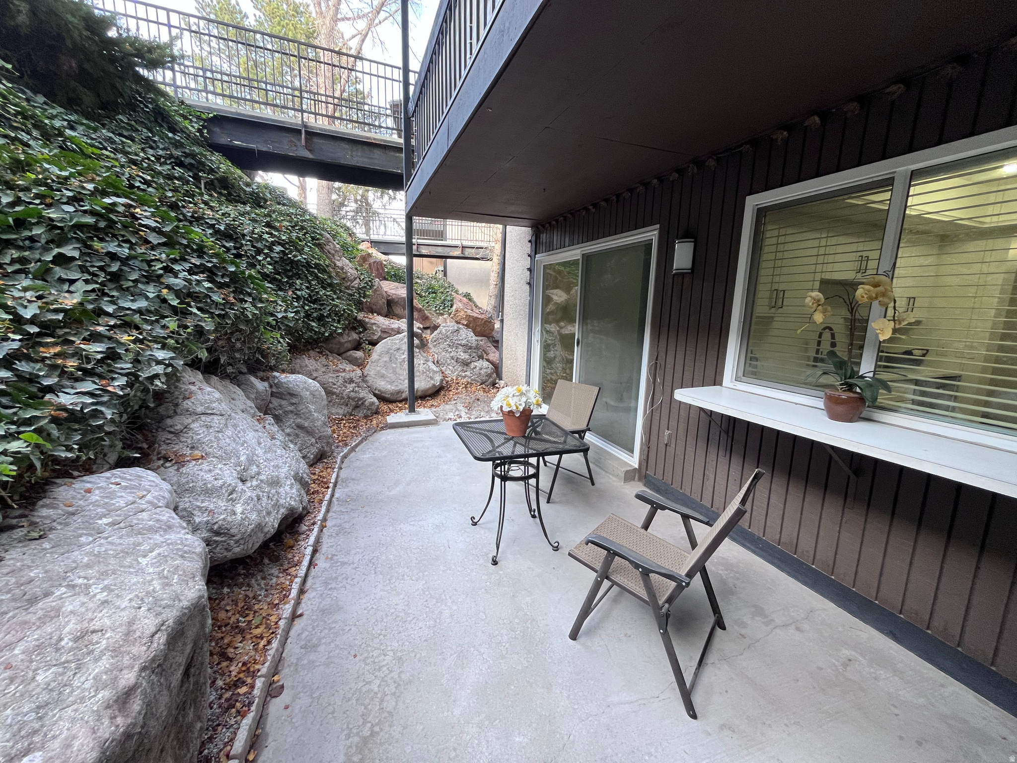 THREE FOUNTAINS - Residential