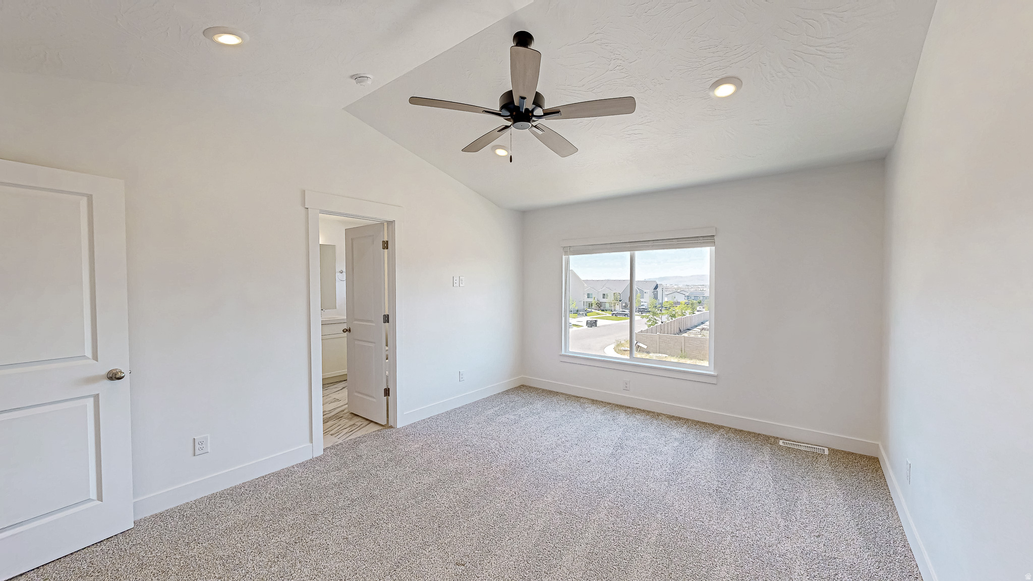 RIDGE - Residential