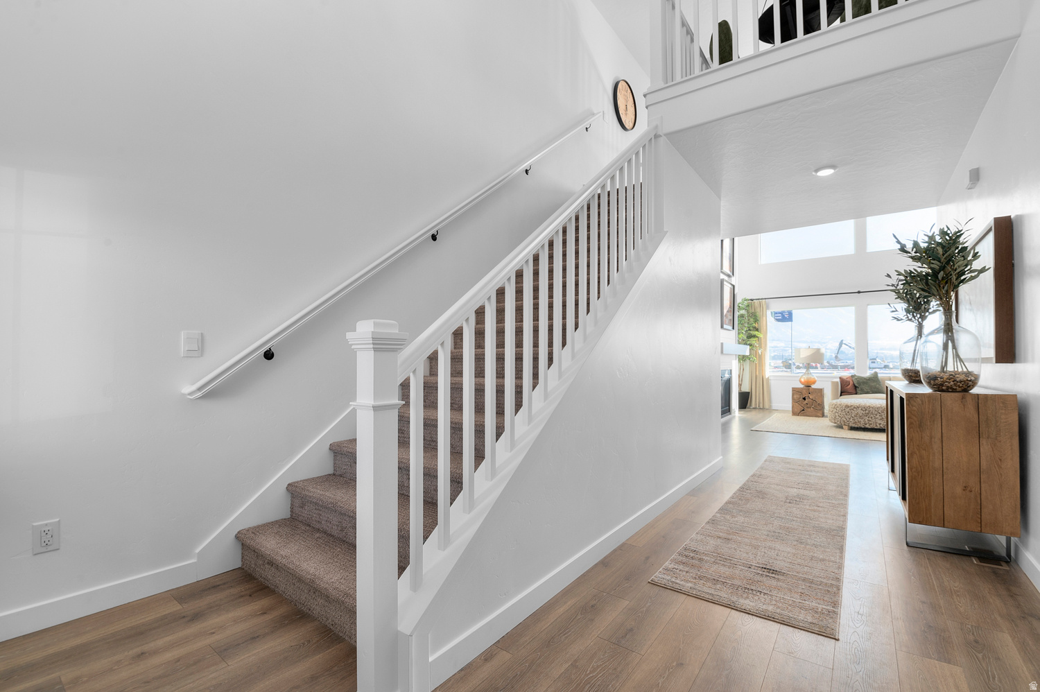 MOUNTAINSIDE ESTATES - Residential