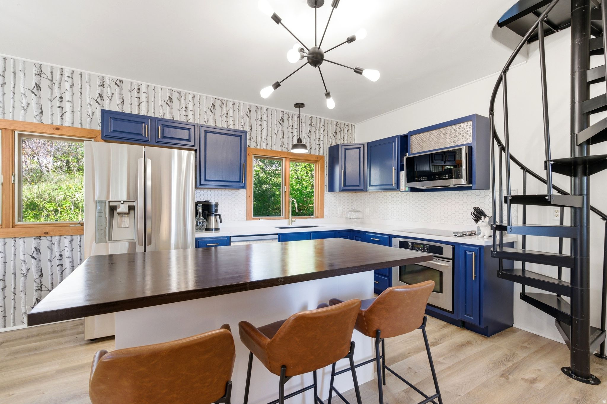 FOREST MEADOW RANCH - Residential