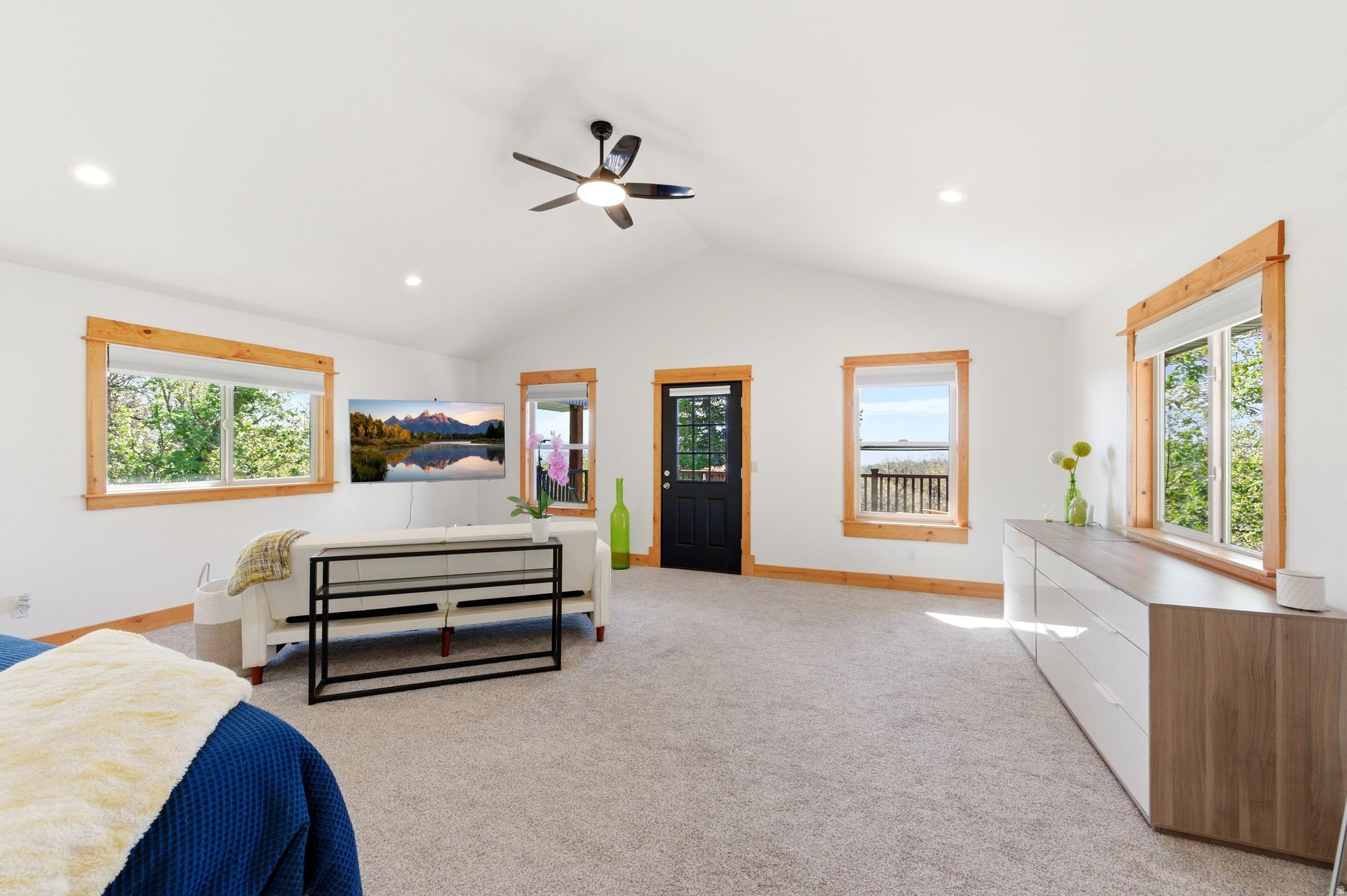 FOREST MEADOW RANCH - Residential