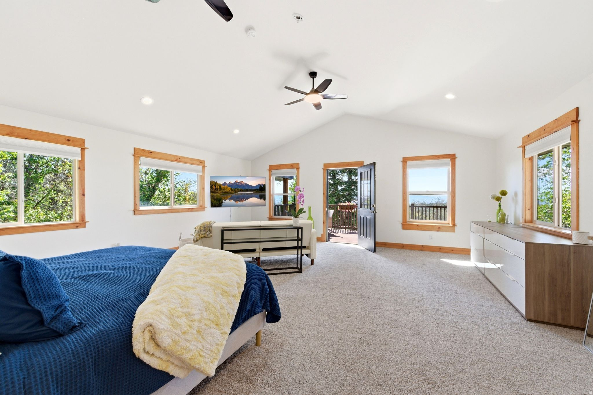 FOREST MEADOW RANCH - Residential