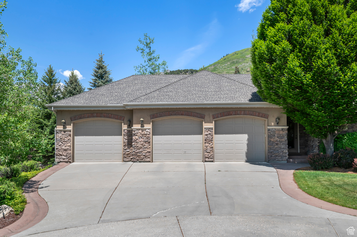 WILLOW CANYON PHASE 2B - Residential