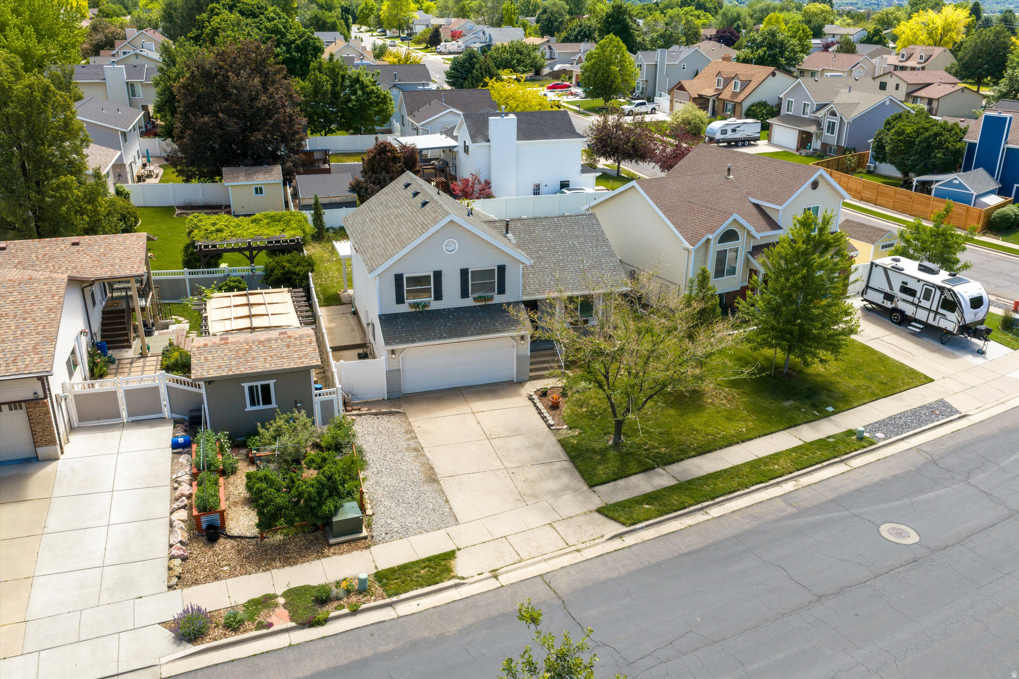 OAKRIDGE HIGHLANDS - Residential