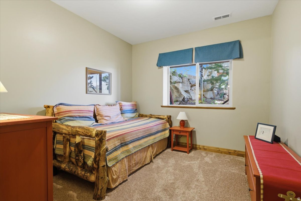 TURNBERRY - Residential