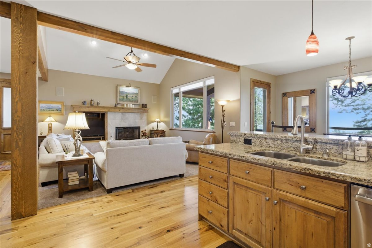 TURNBERRY - Residential