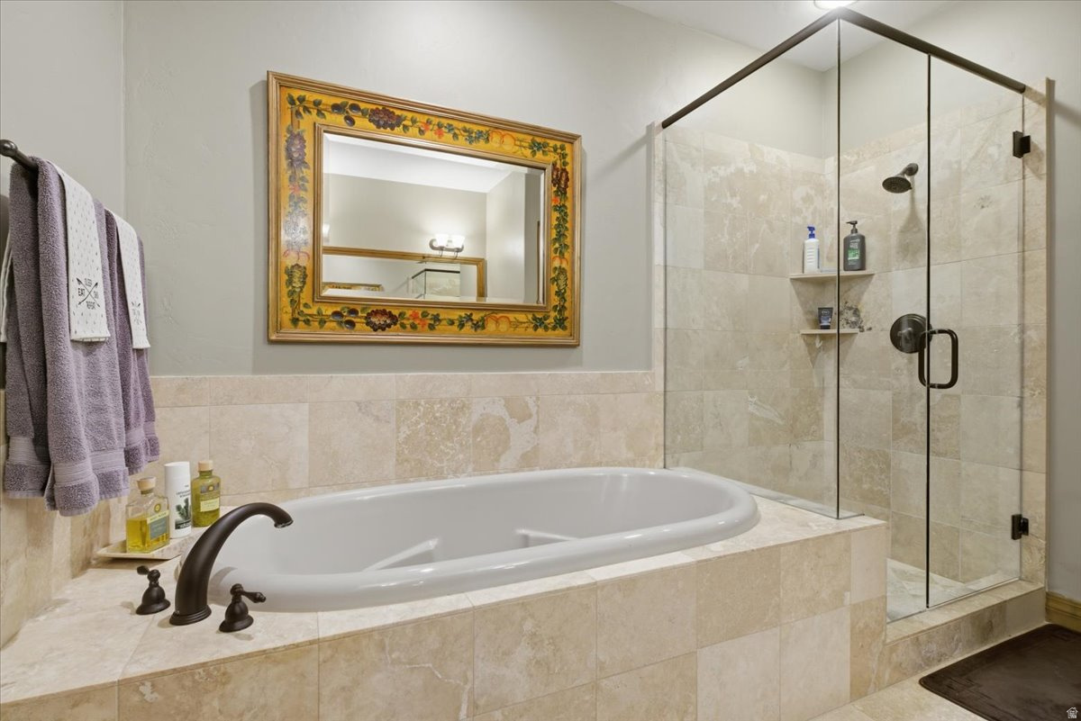 TURNBERRY - Residential