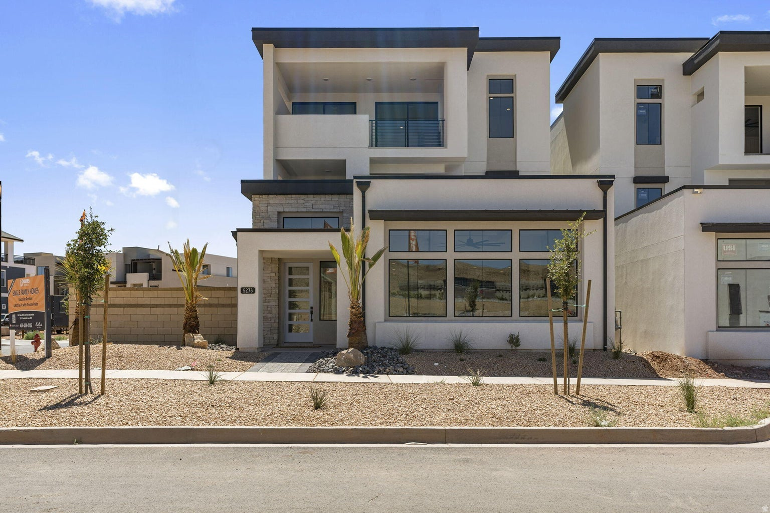 DESERT COLOR RESORT - Residential