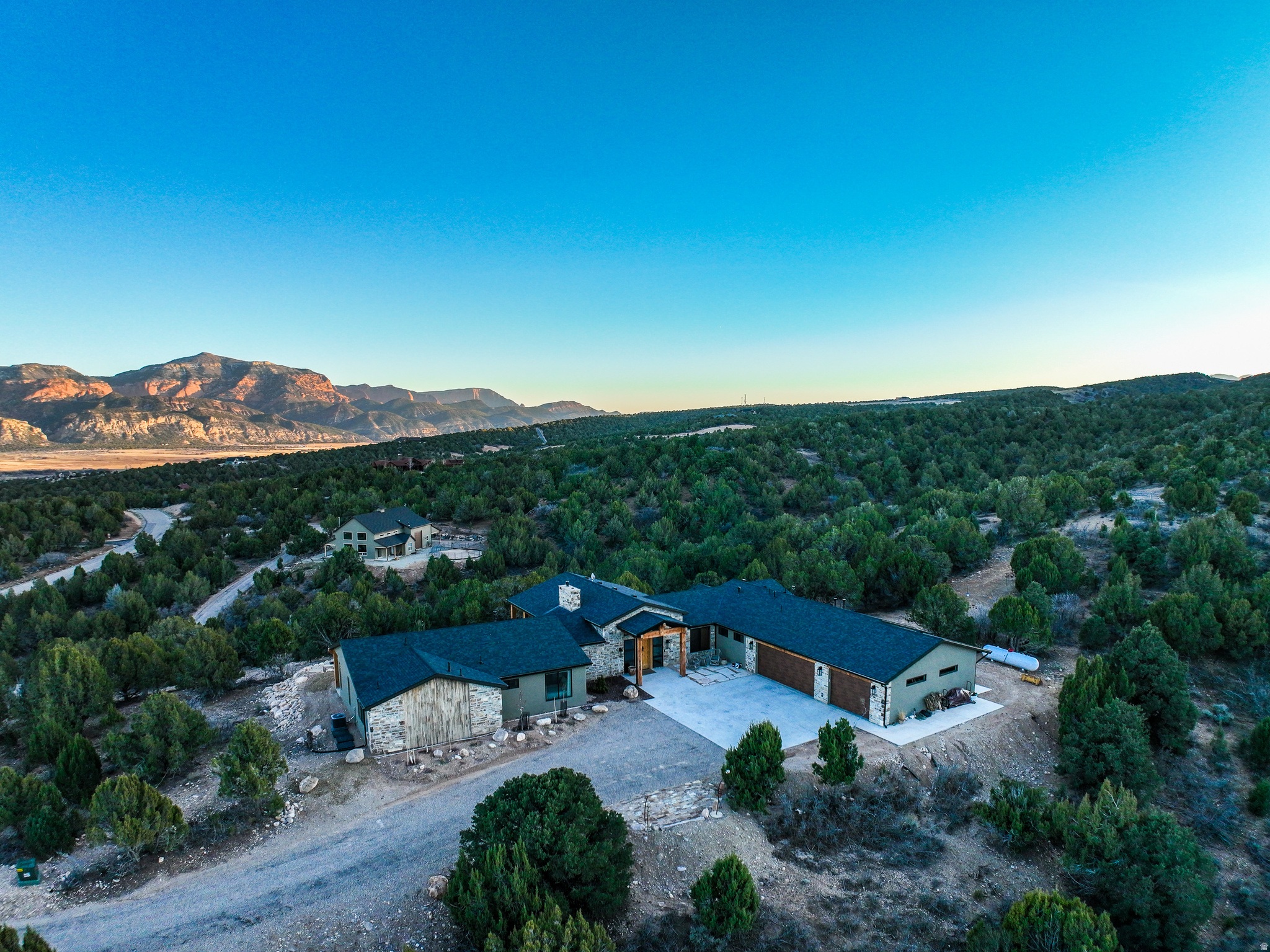 HARMONY MOUNTAIN RANCH - Residential