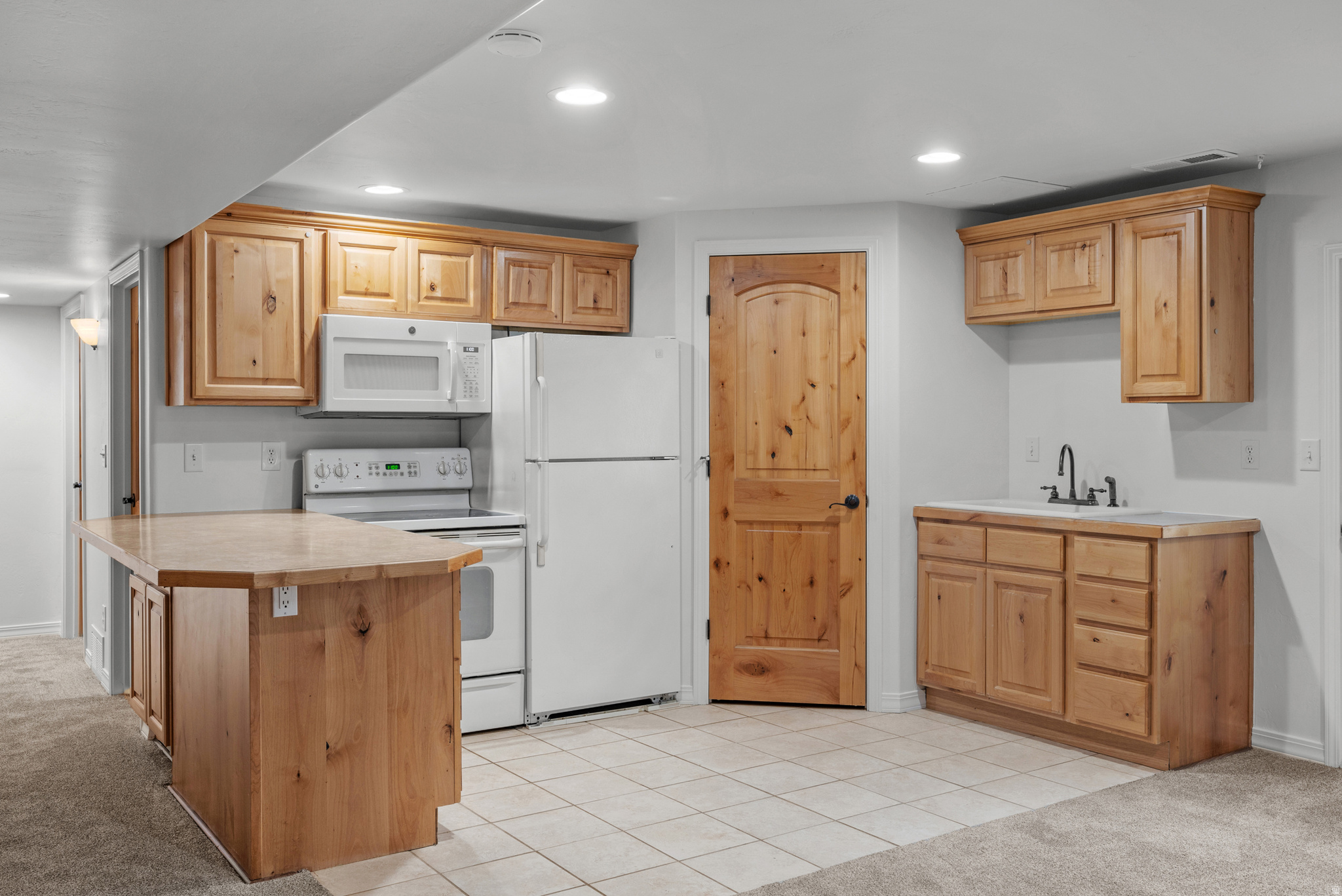 ARBORS PHASE 2 CONDOMINIUM - Residential