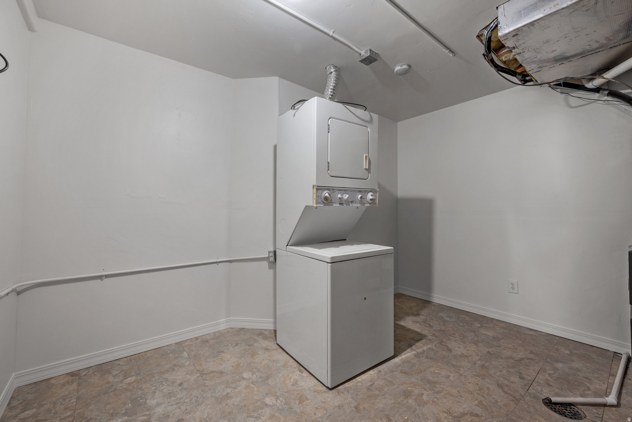 ARBORS PHASE 2 CONDOMINIUM - Residential