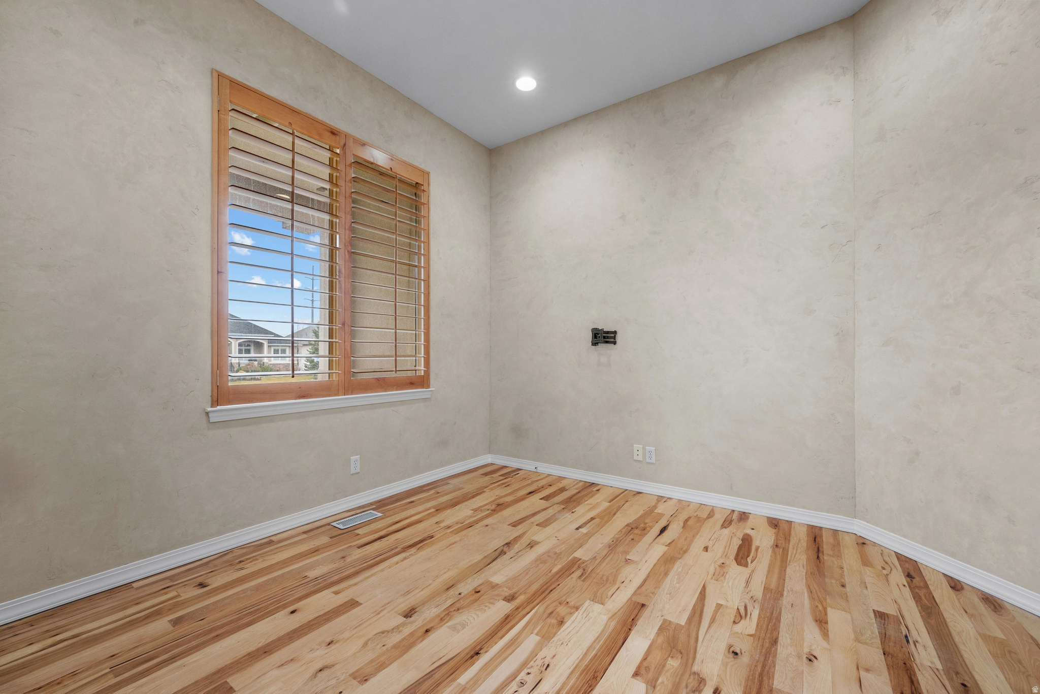 ARBORS PHASE 2 CONDOMINIUM - Residential