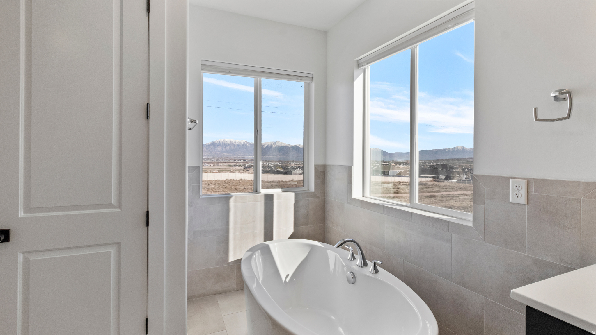 RIDGE - Residential