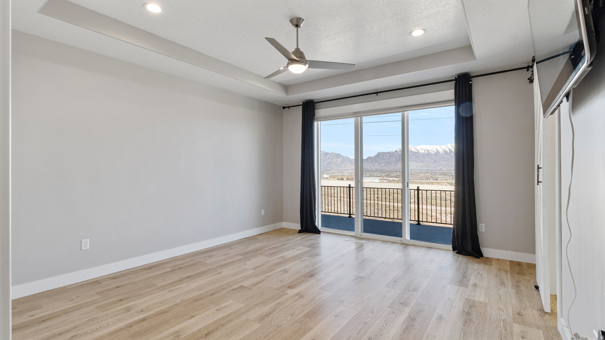 RIDGE - Residential