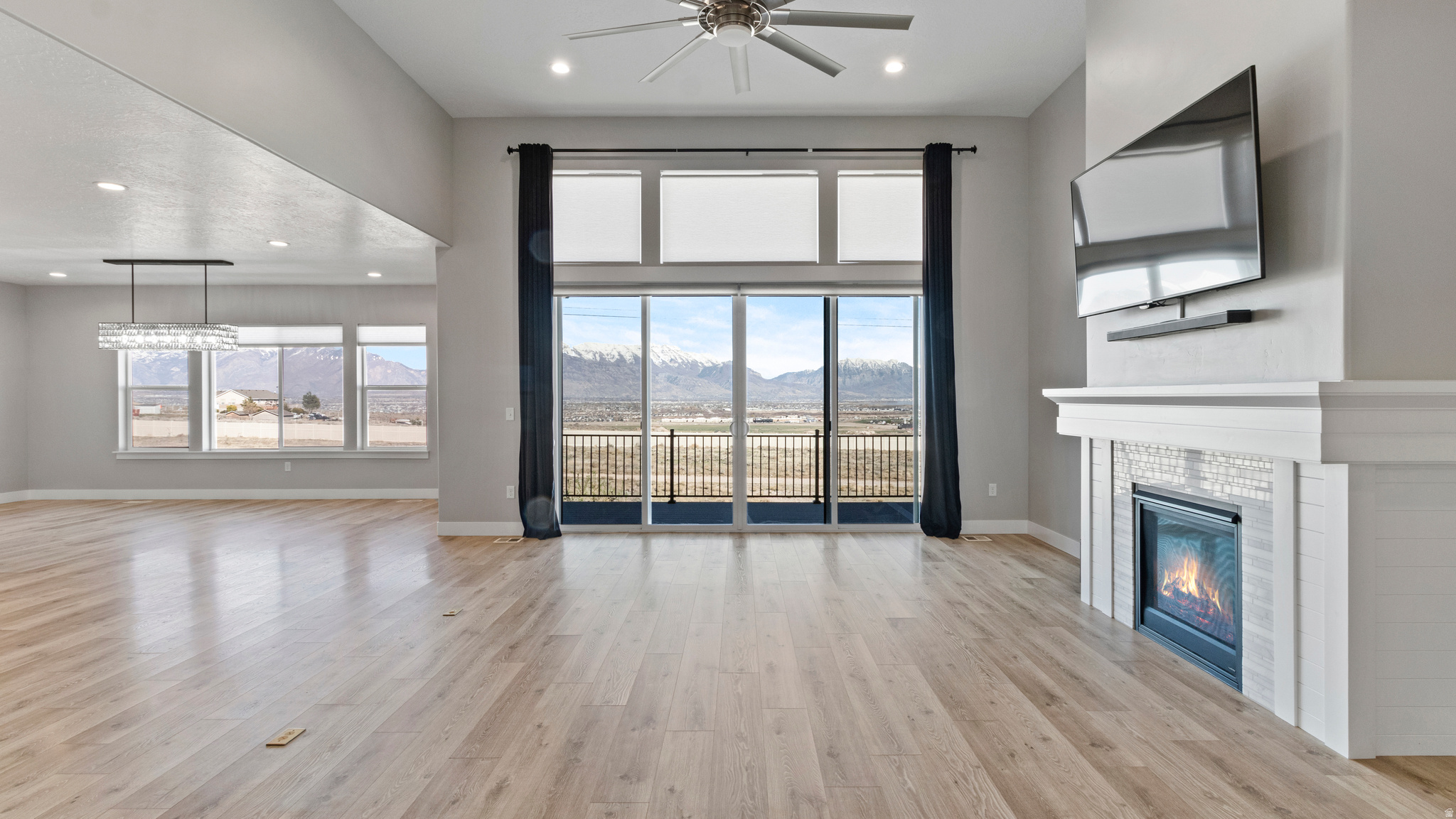 RIDGE - Residential