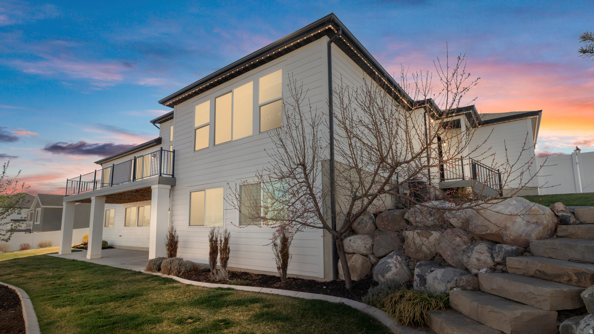RIDGE - Residential