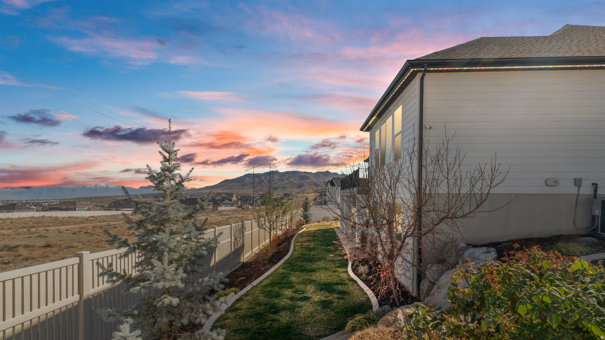 RIDGE - Residential