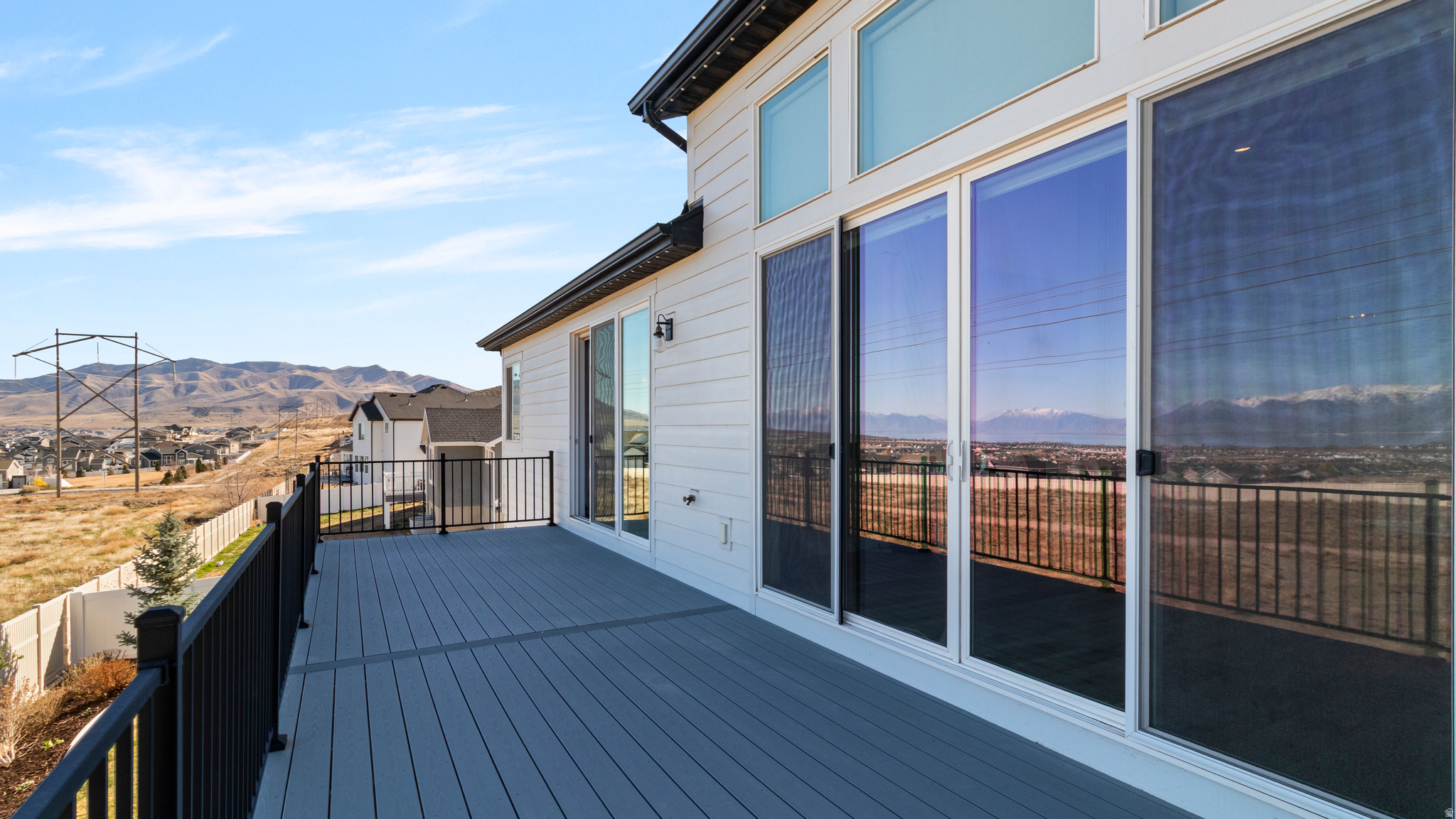 RIDGE - Residential