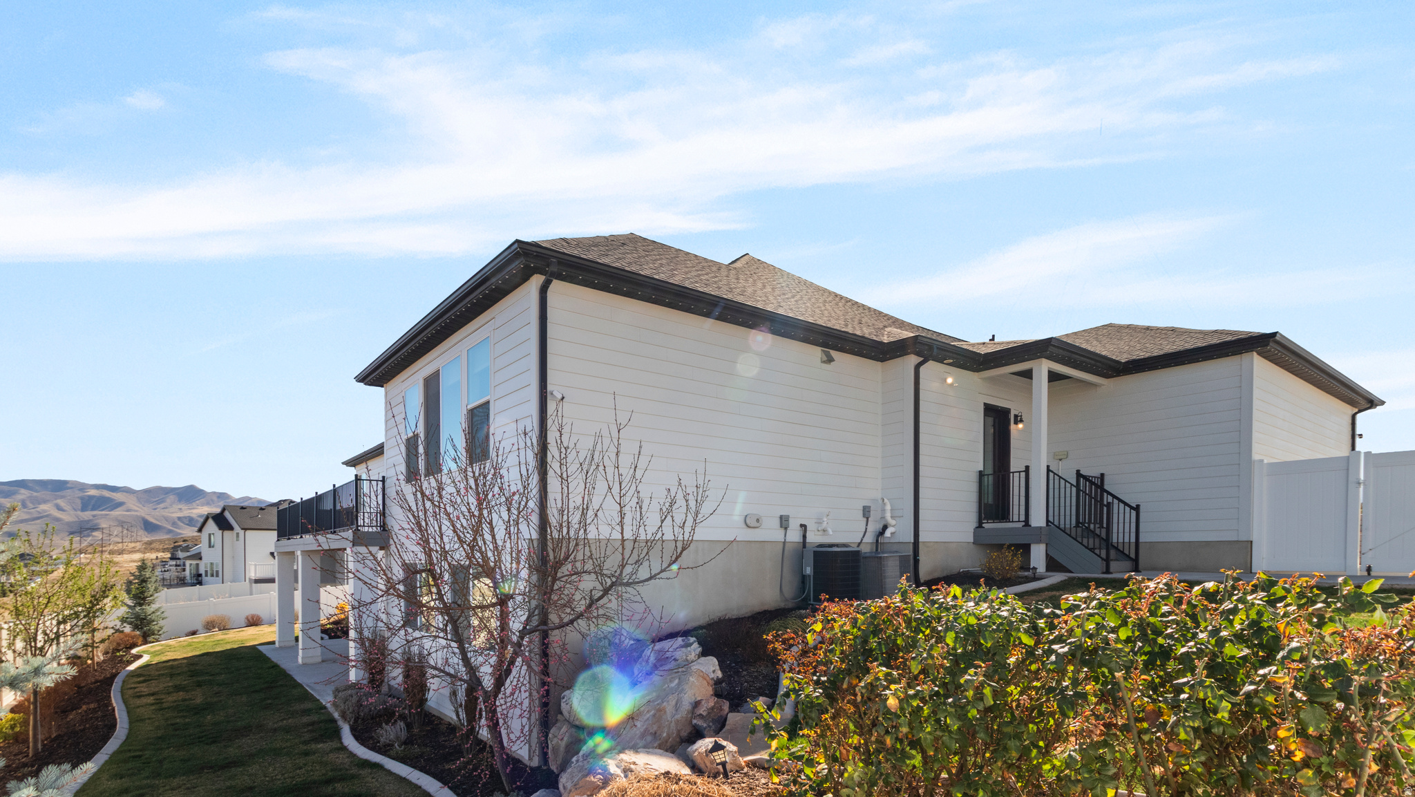 RIDGE - Residential