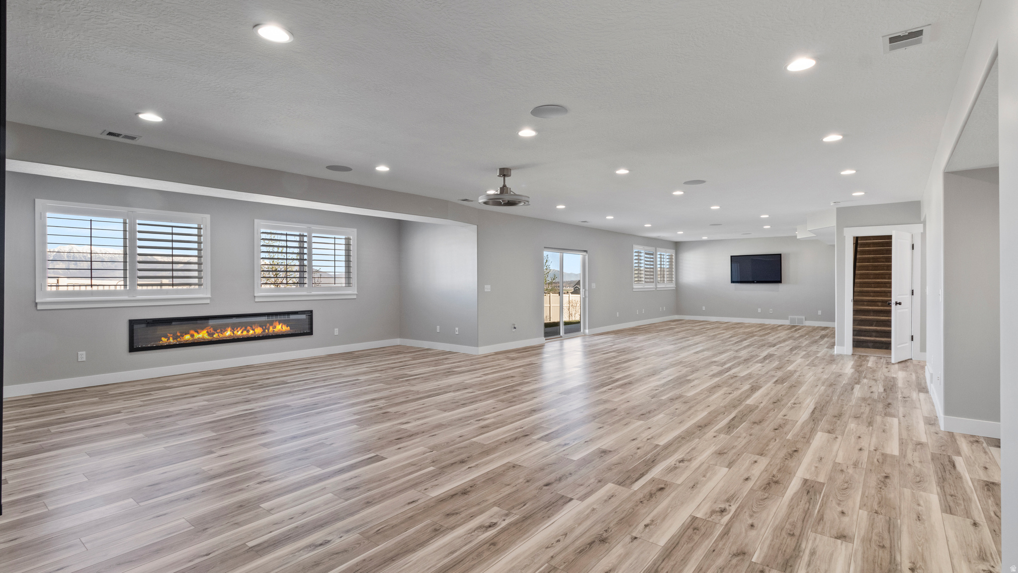 RIDGE - Residential