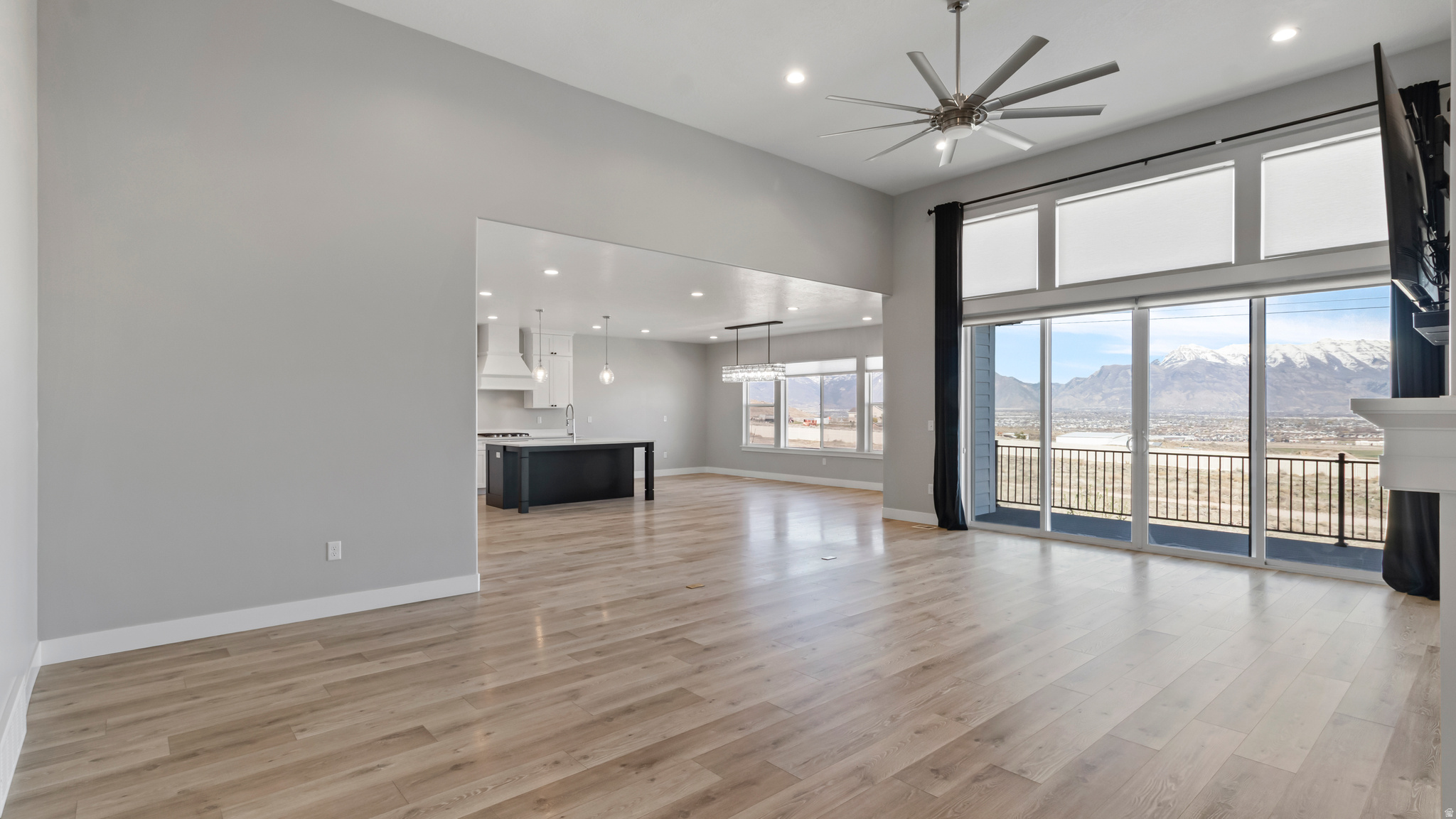 RIDGE - Residential