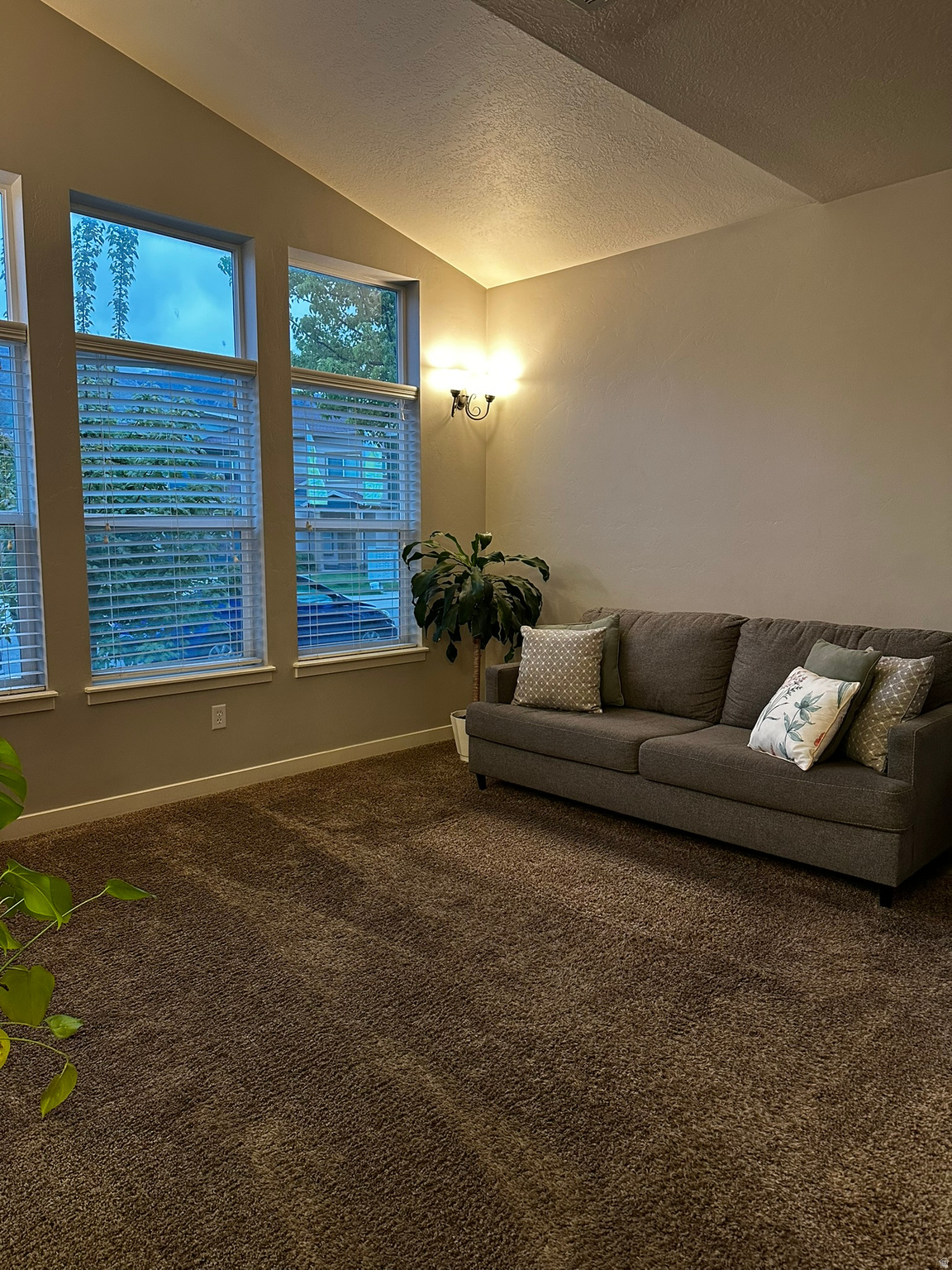 FARMINGTON CROSSING - Residential