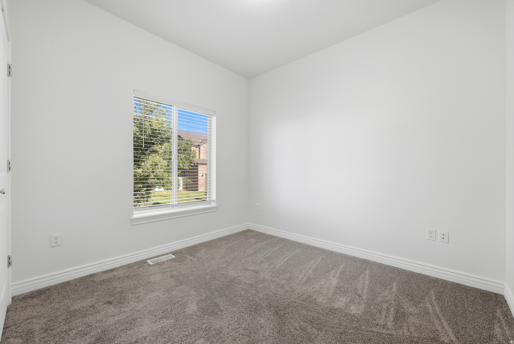 VALENTINE ESTATES - Residential