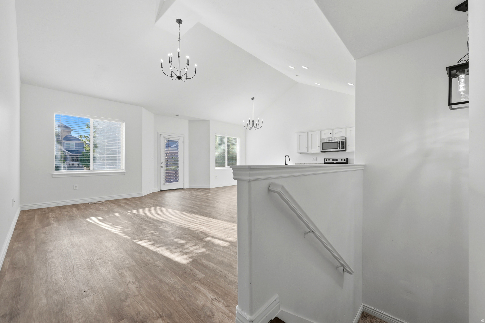 VALENTINE ESTATES - Residential