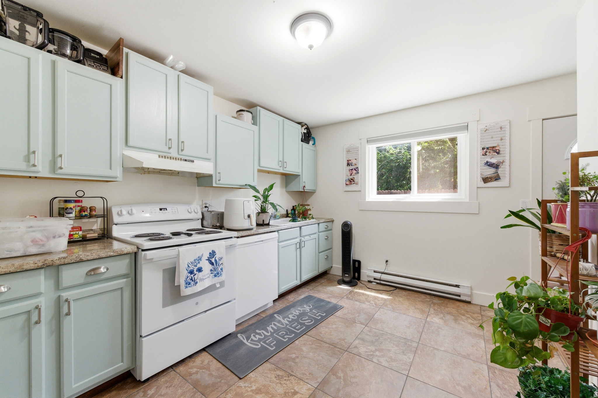 ELM TREE CONDO - Residential